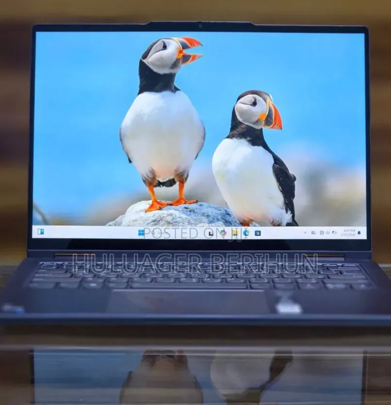 New Laptop Lenovo Yoga 7i 16GB Intel Core i7 SSD 512GB