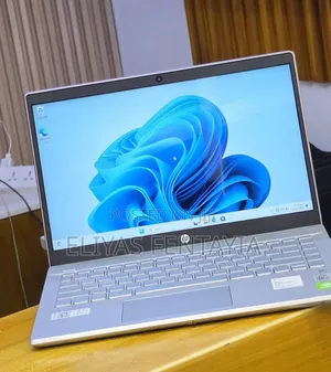 New Laptop HP Pavilion 14 8GB Intel Core i5 SSD 512GB