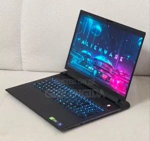 New Laptop Alienware M18 R2 32GB Intel Core i9 SSD 2T