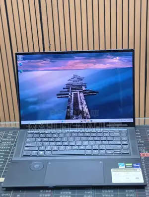 New Laptop Asus Zenbook 14 32GB Intel Core i9 SSD 1T