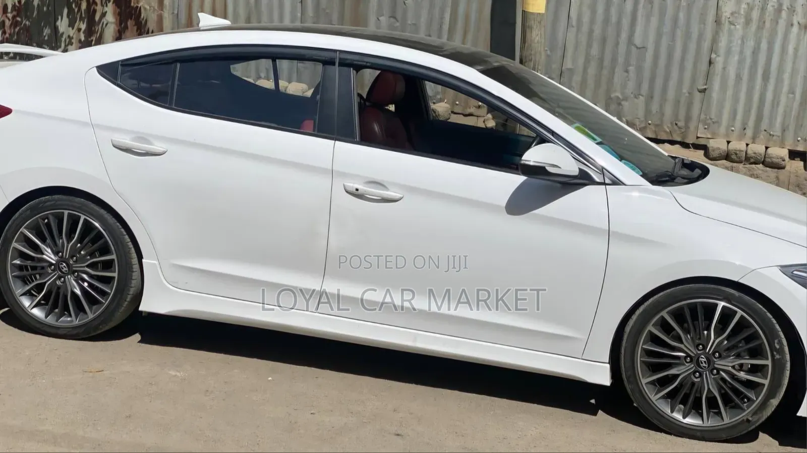 Hyundai Avante 2017 White