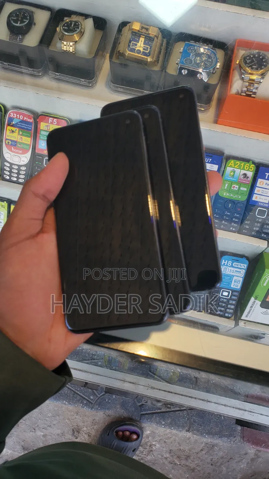 New Samsung Galaxy S10e 128 GB Black