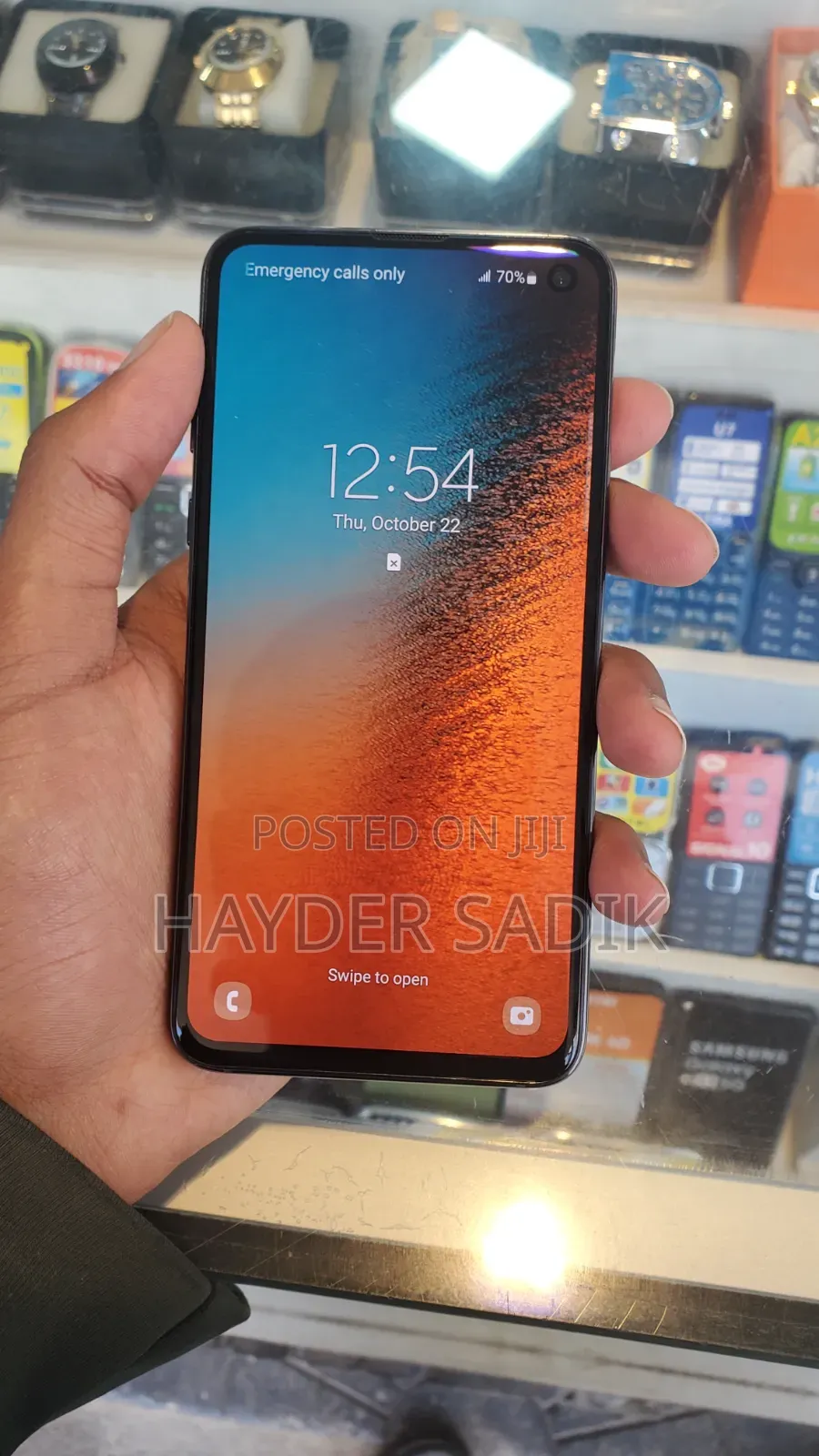 New Samsung Galaxy S10e 128 GB Black