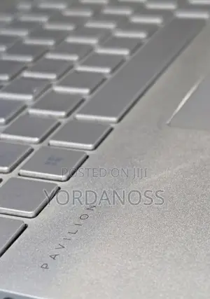 New Laptop HP Pavilion 14 8GB Intel Core i5 SSD 256GB