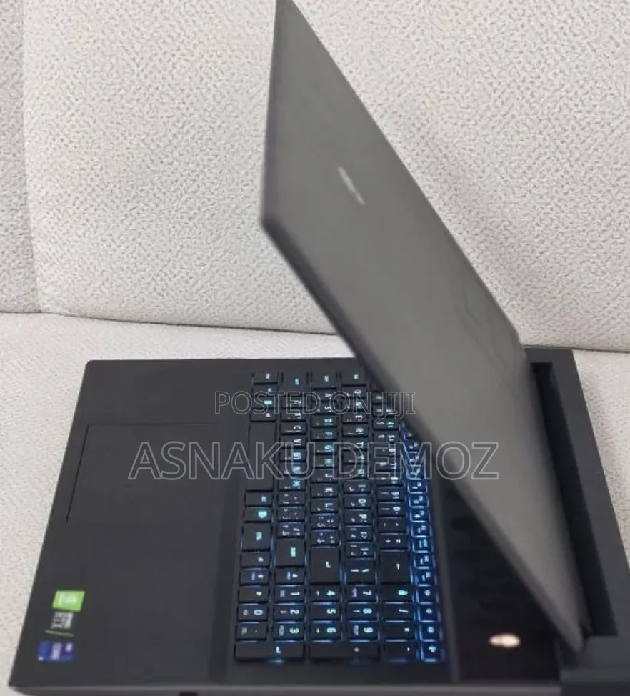 New Laptop Alienware M18 R2 32GB Intel Core i9 SSD 2T