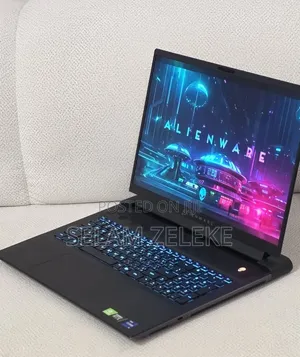New Laptop Alienware 32GB Intel Core i9 SSD 2T