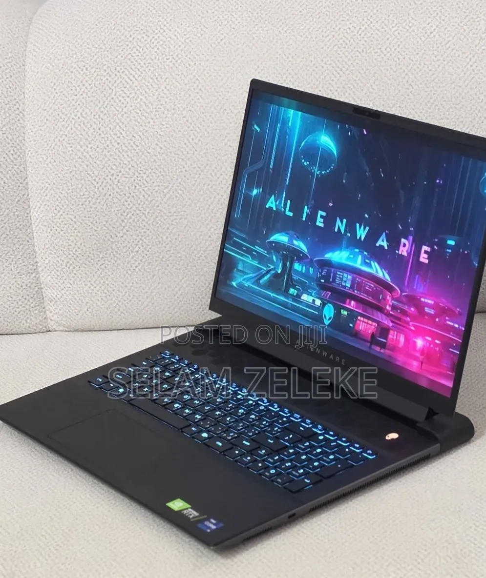 New Laptop Alienware 32GB Intel Core i9 SSD 2T