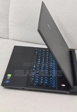 New Laptop Alienware 32GB Intel Core i9 SSD 2T
