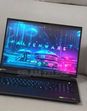 New Laptop Alienware 32GB Intel Core i9 SSD 2T