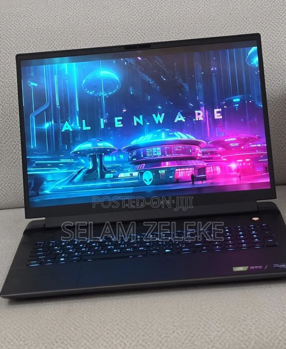 New Laptop Alienware 32GB Intel Core i9 SSD 2T