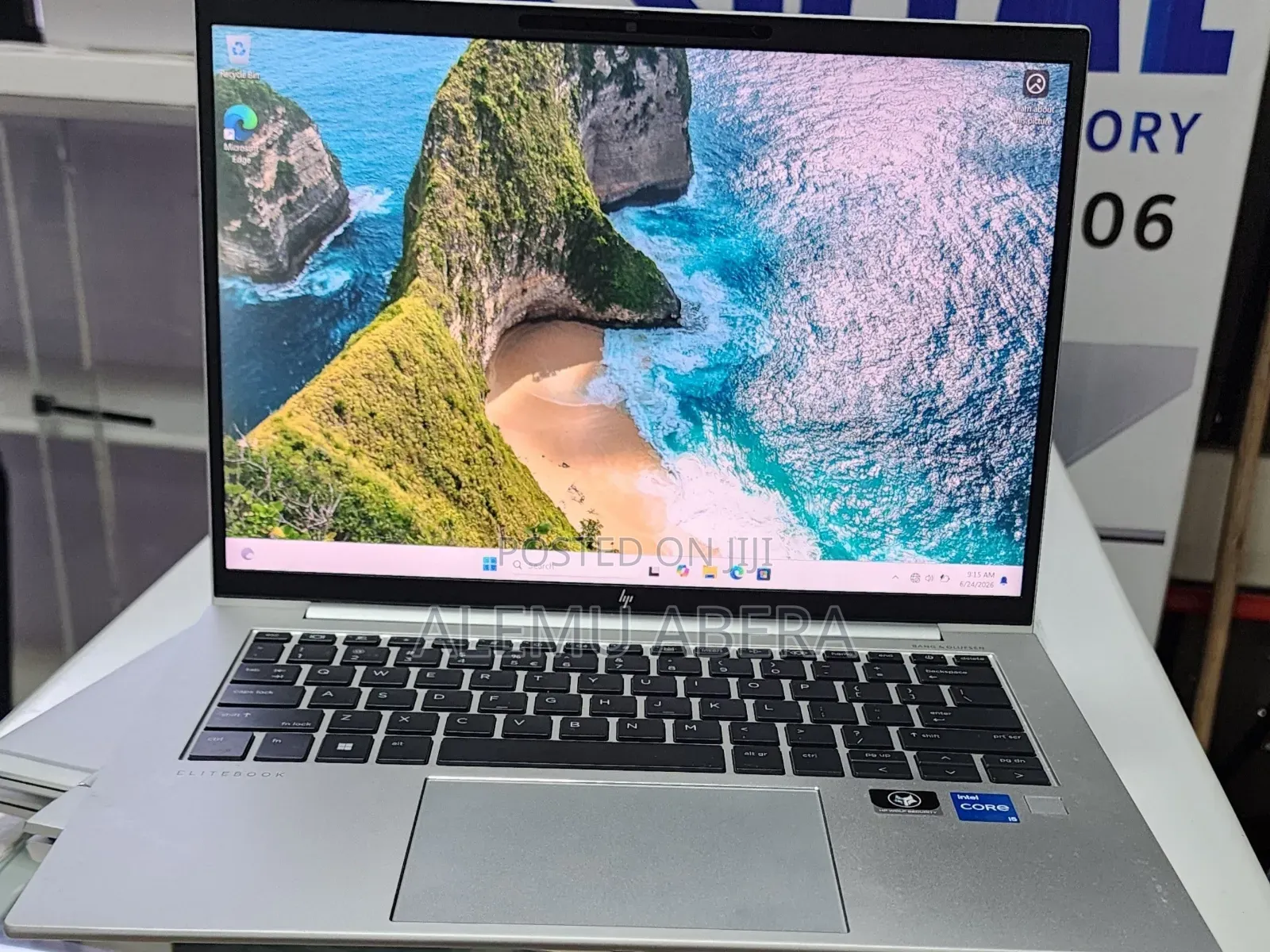 New Laptop HP EliteBook 840 G9 16GB Intel Core i7 SSD 512GB