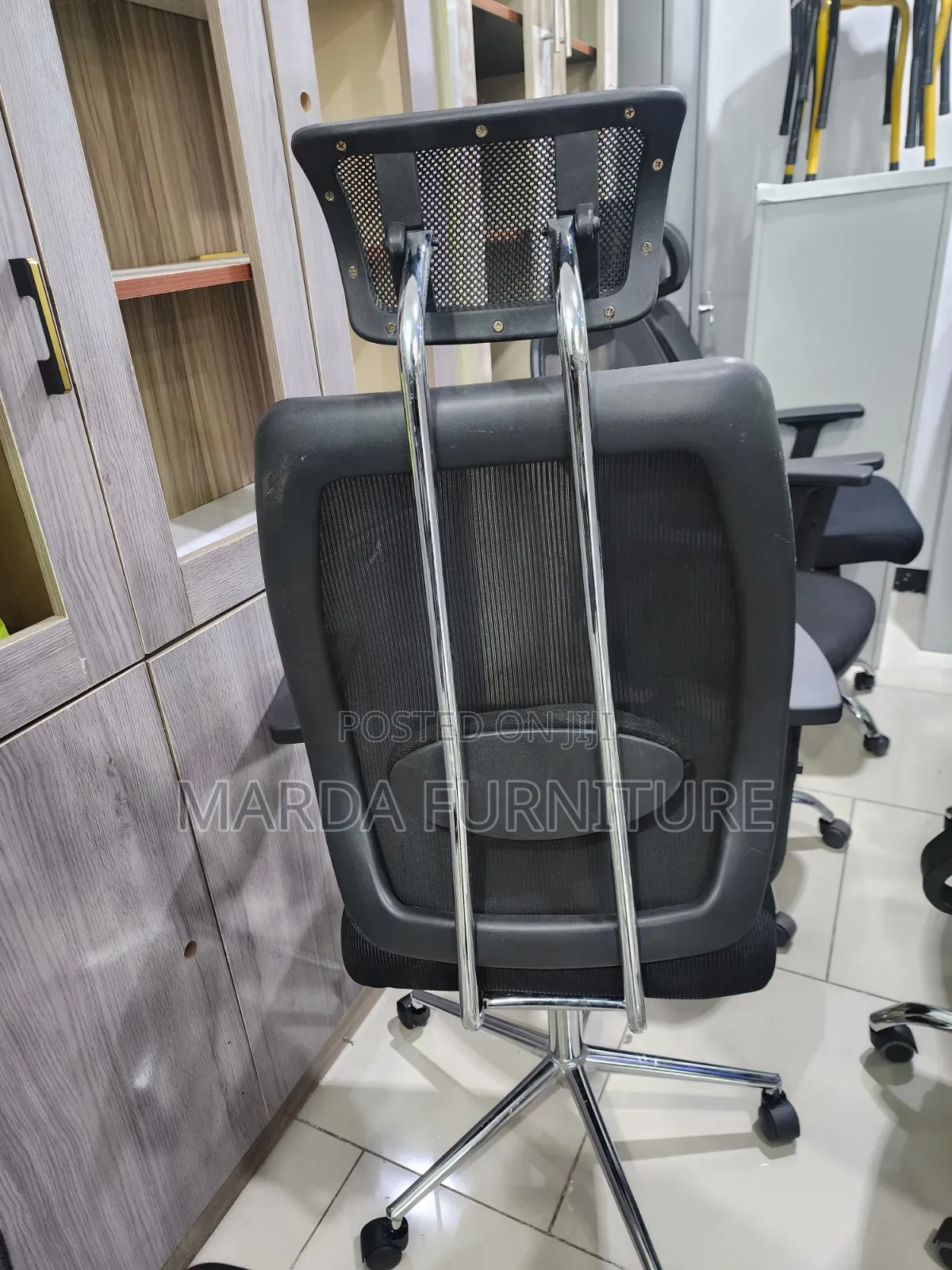 Metal Back Managerial Chair