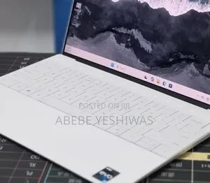 New Laptop Dell XPS 13 16GB Intel Core i7 SSD 512GB