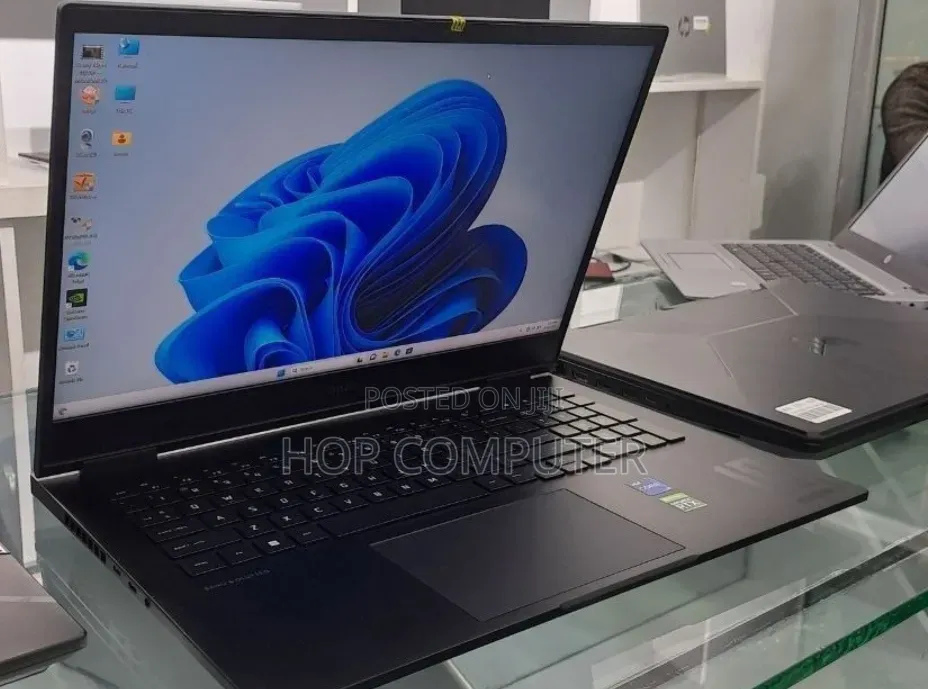 New Laptop HP Omen 16 16GB Intel Core i9 SSD 1T