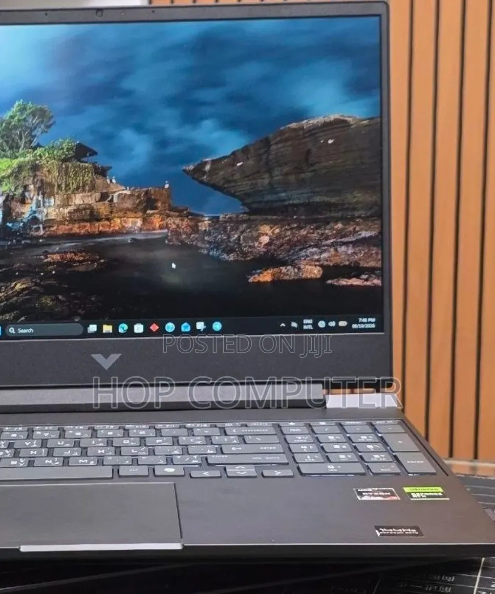 New Laptop HP Victus 15 16GB AMD Ryzen 7 SSD 512GB