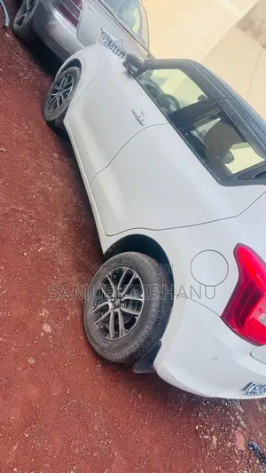 Suzuki Swift Sport 2023 White