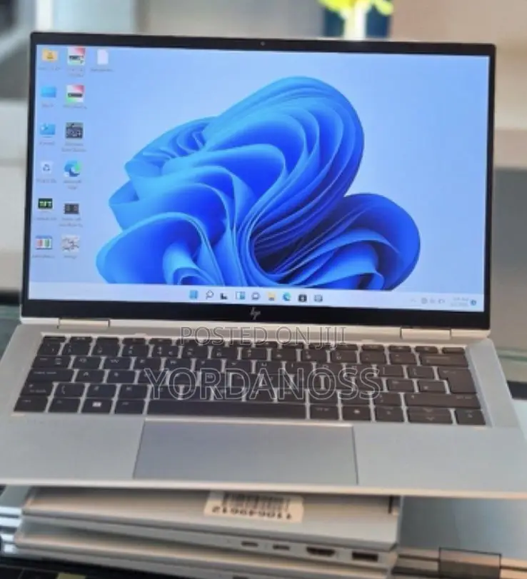 New Laptop HP EliteBook 1030 16GB Intel Core i7 SSD 512GB