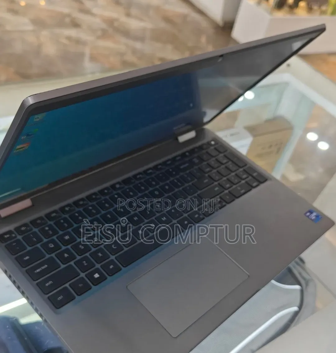New Laptop Dell Latitude 5520 8GB Intel Core i7 SSD 512GB