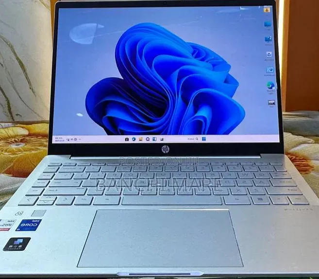 New Laptop HP Pavilion 14 8GB Intel Core i5 SSD 512GB