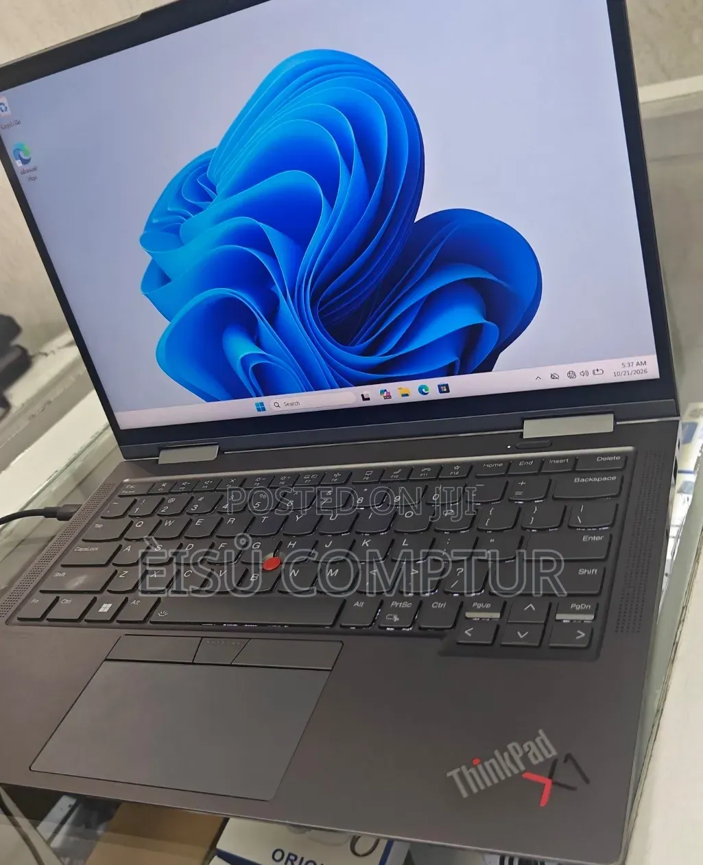 New Laptop Lenovo ThinkPad X1 Yoga 32GB Intel Core i7 SSD 512GB