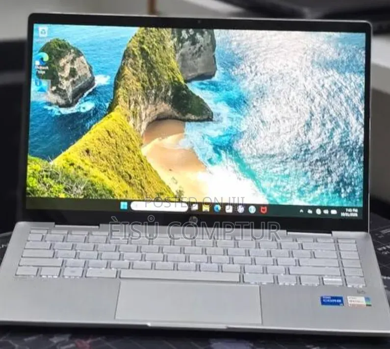 New Laptop HP Pavilion x360 8GB Intel Core i5 SSD 512GB