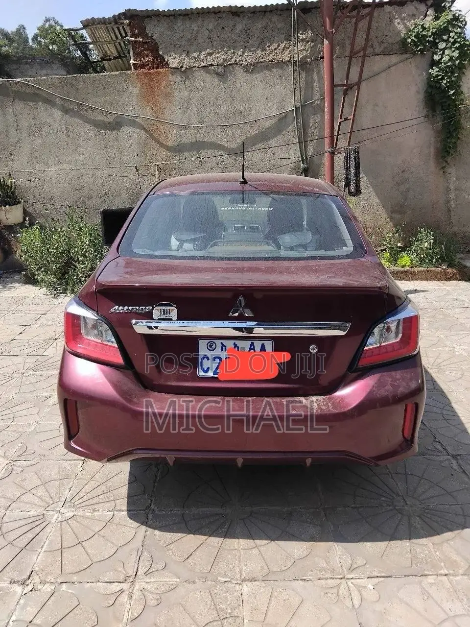 Mitsubishi Attrage 2021 Burgundy