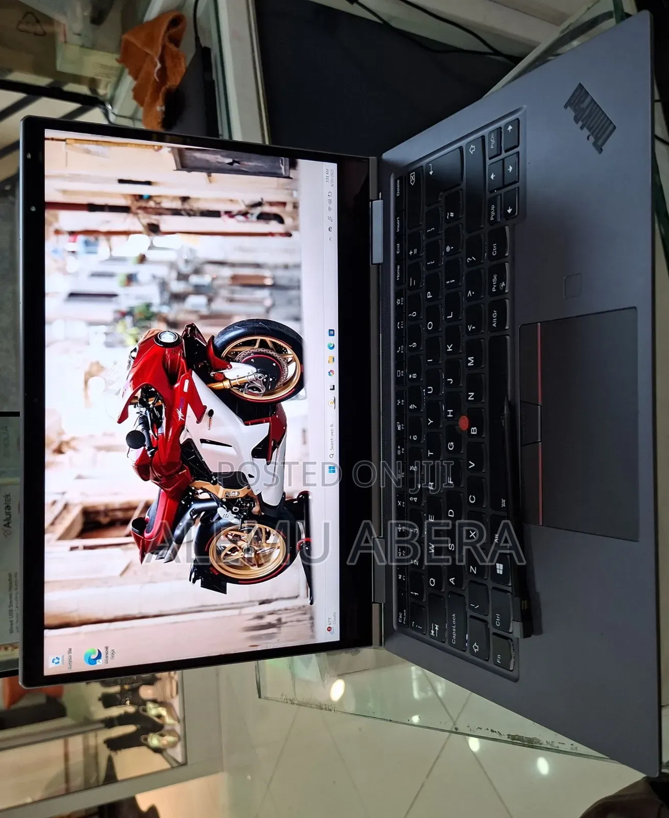 New Laptop Lenovo ThinkPad X1 Yoga 16GB Intel Core i7 SSD 512GB