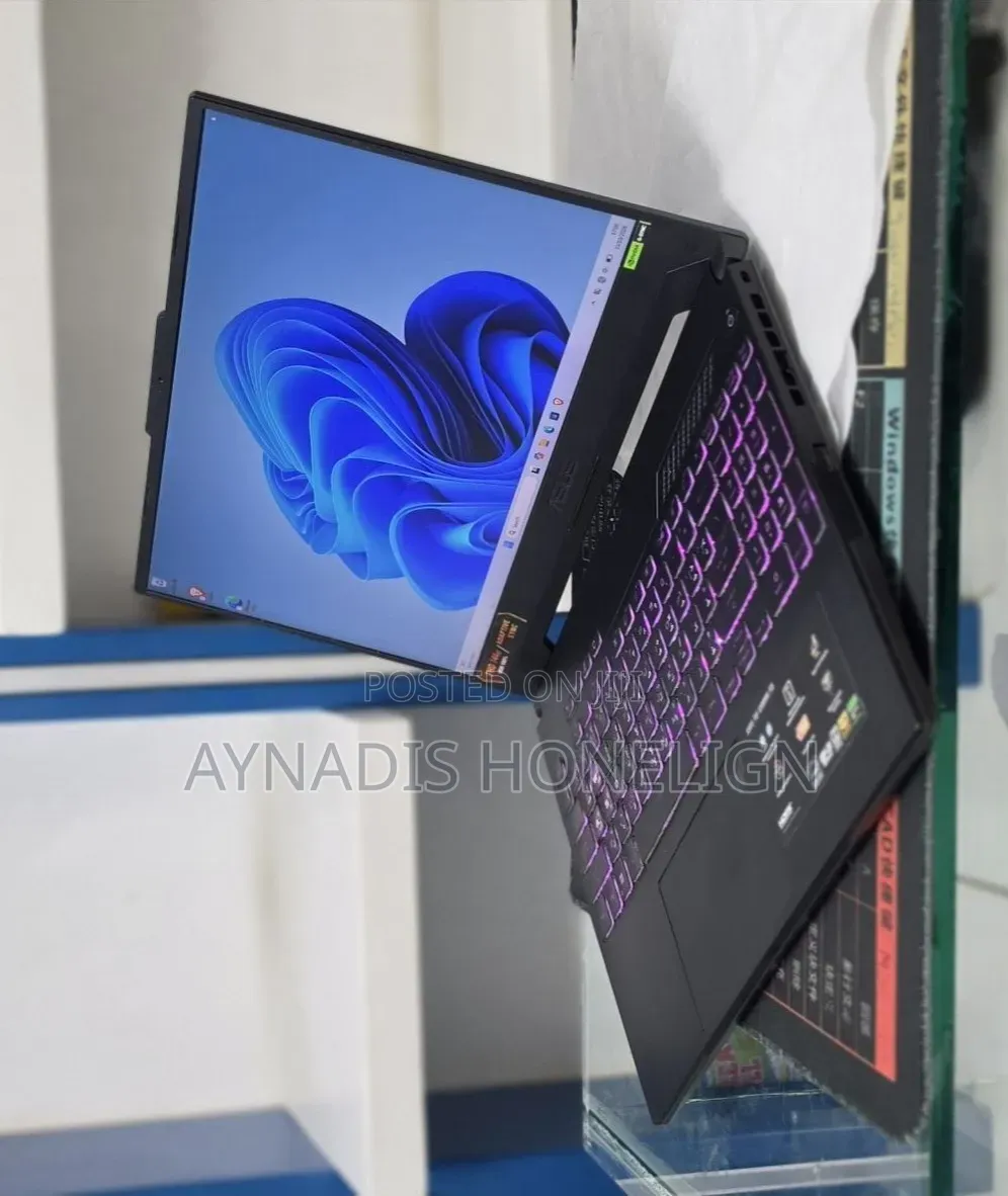 New Laptop Asus TUF Gaming F15 16GB Intel Core i7 SSD 1T