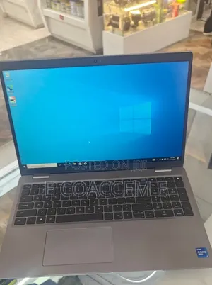 New Laptop Dell Latitude 5520 8GB Intel Core i7 SSD 512GB
