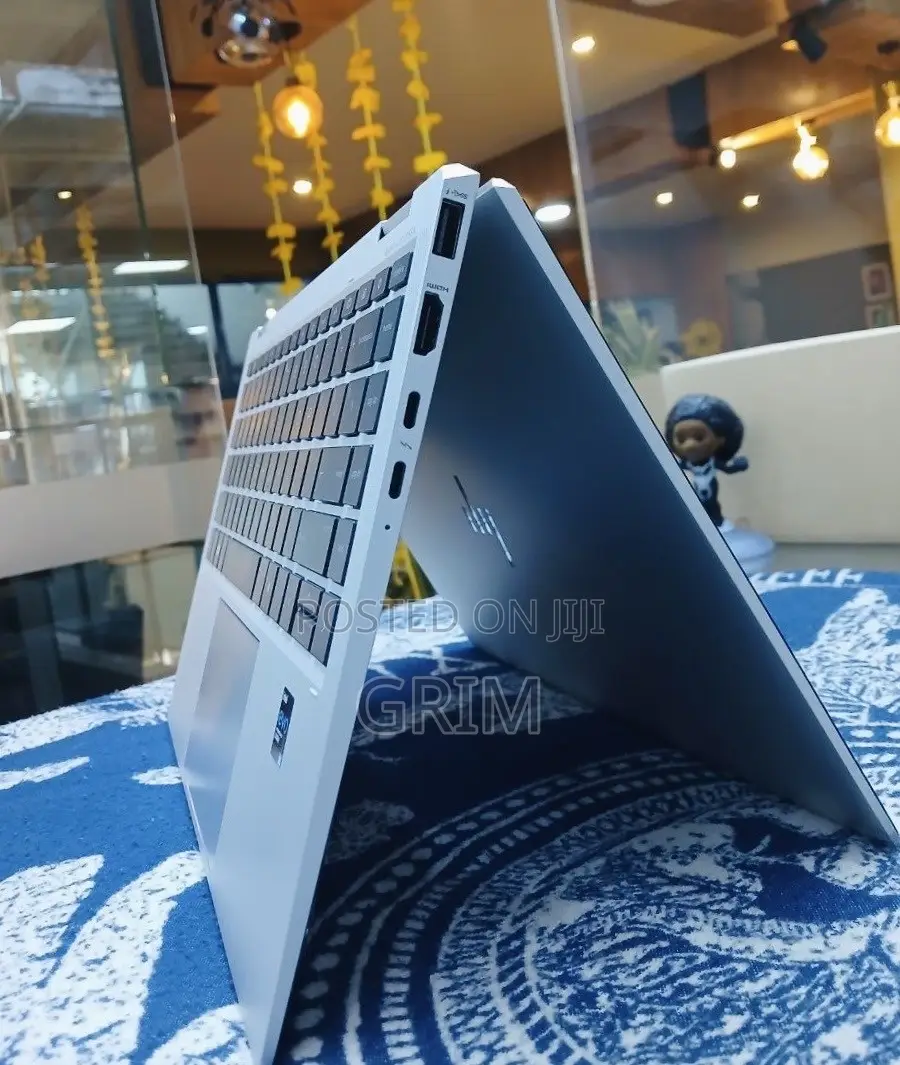 New Laptop HP EliteBook x360 1030 G8 16GB Intel Core i7 SSD 512GB
