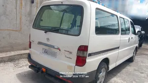 Toyota HiAce 2011 White