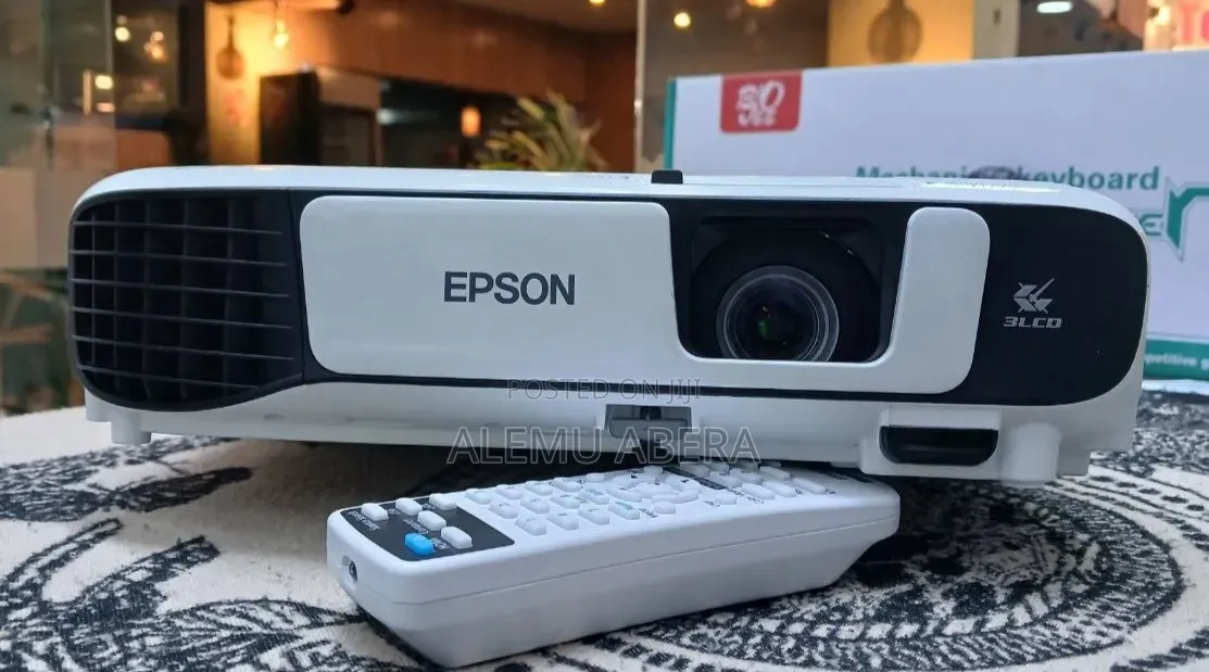 Brand New EPSON Projector
Model Name: EB-S41