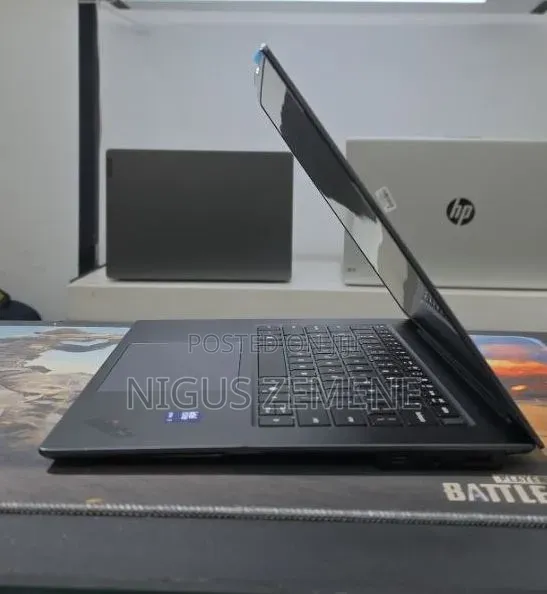 New Lenovo Yoga Pro 9i Aura Edition 32GB Intel Core Ultra 7 SSD 1T