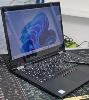 New Laptop Lenovo Yoga 330 16GB Intel Core i5 SSD 256GB
