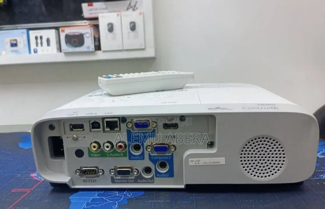 Epson X39 Projector 
Projection System:
3LCD, 3-Chip Technology
