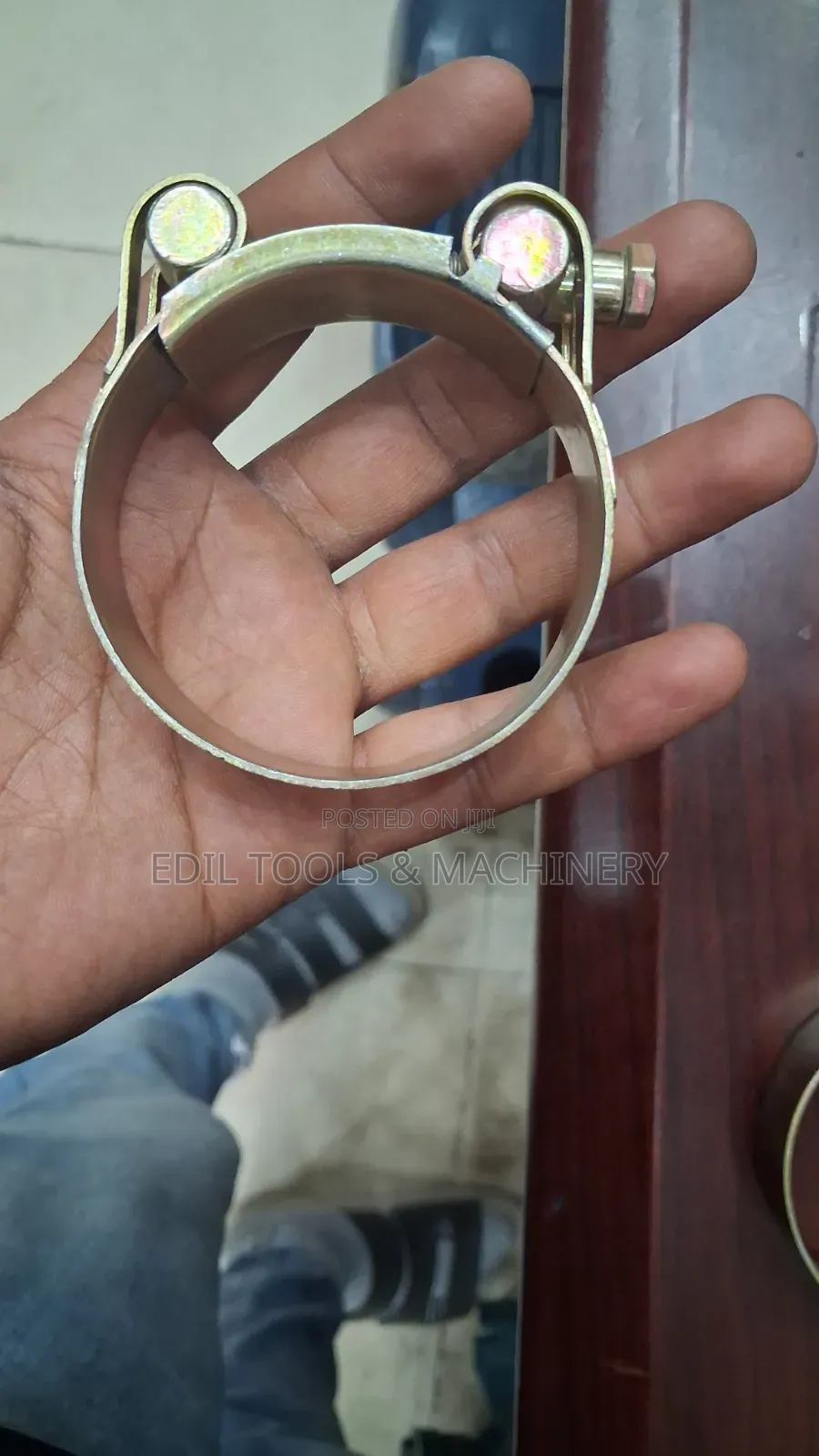 Heavy-Duty Metal Pipe Clamp
