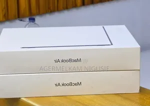 New Laptop Apple MacBook Air 2026 M5 16GB Intel Core i7 SSD 512GB