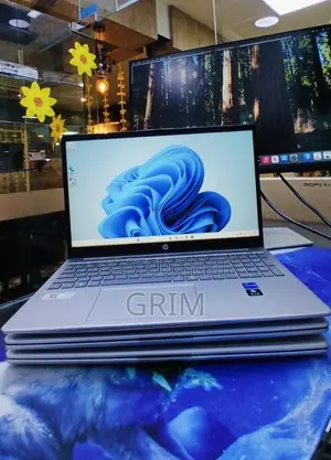 New Laptop HP Stream Notebook 16GB Intel Core i7 SSD 1T
