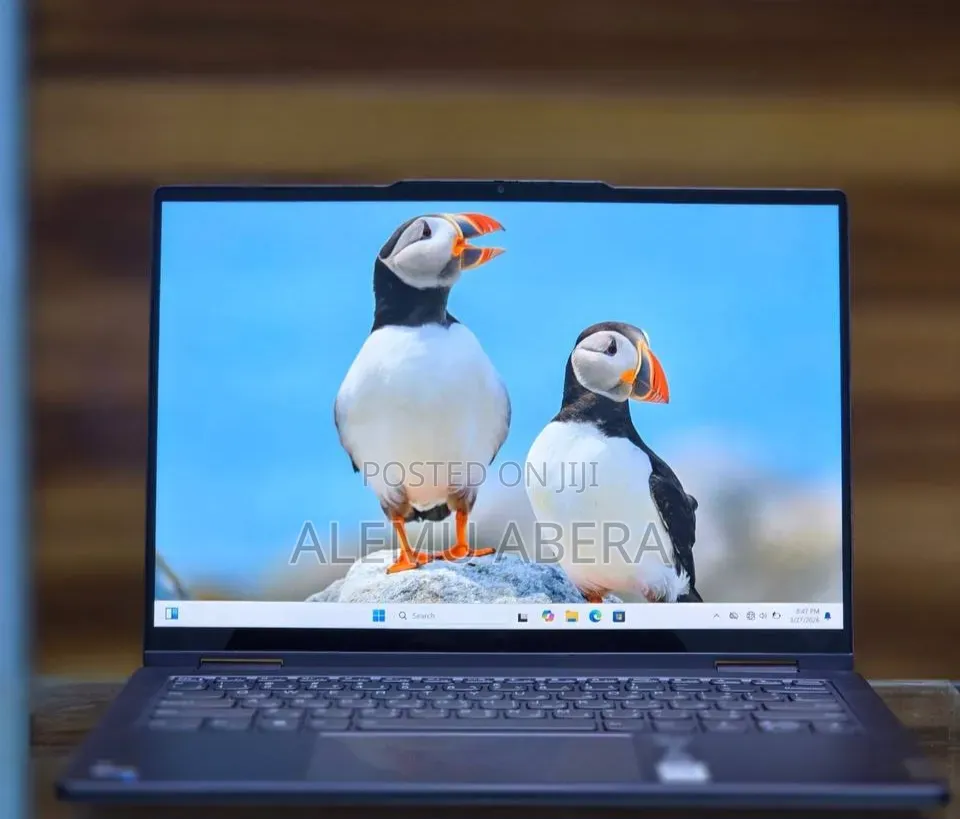 New Laptop Lenovo Yoga 7i 16GB Intel Core i7 SSD 512GB