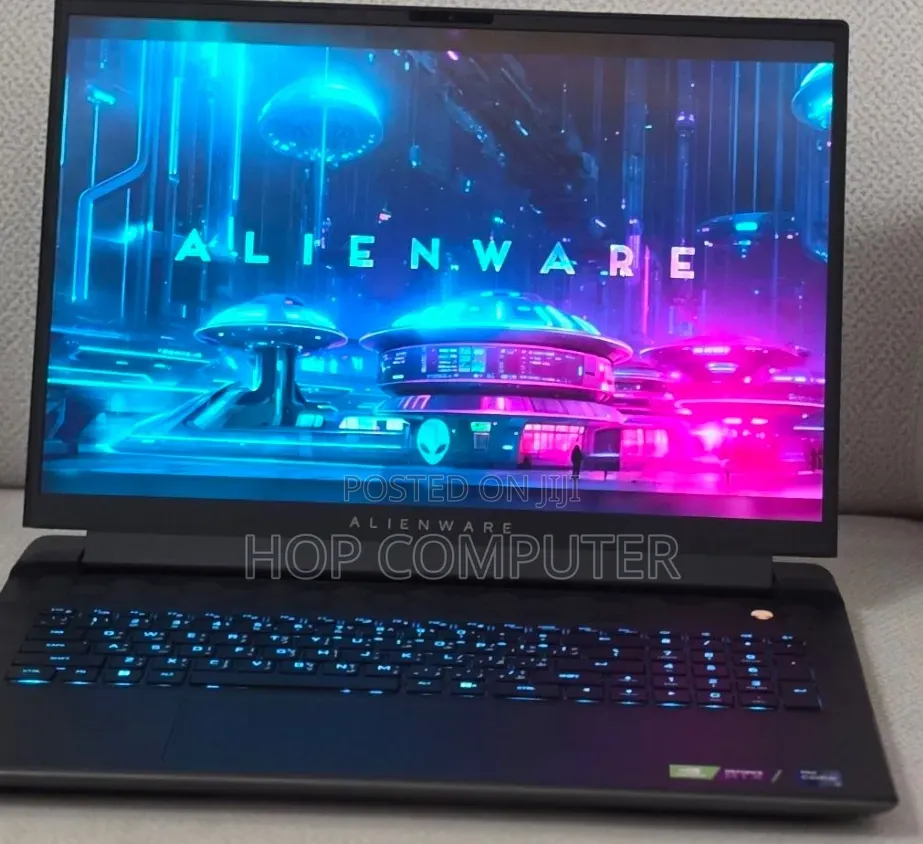 New Laptop Alienware M18 R2 32GB Intel Core i9 SSD 2T