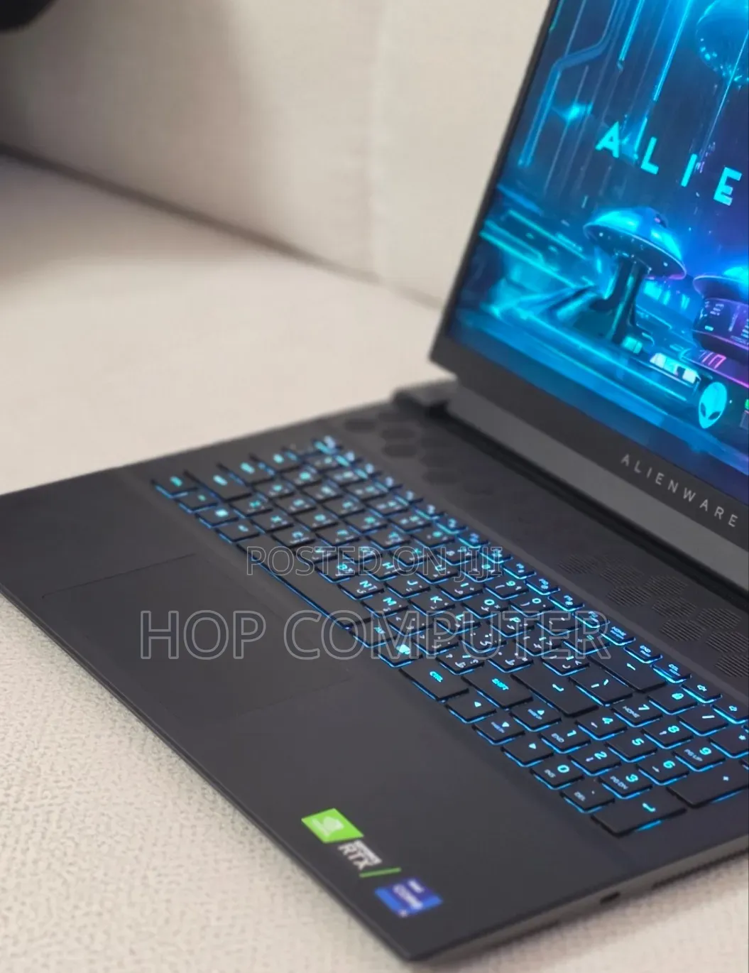 New Laptop Alienware M18 R2 32GB Intel Core i9 SSD 2T