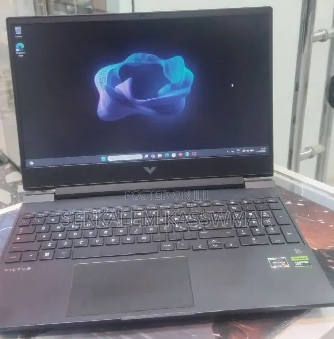 New Laptop HP Victus 16 16GB AMD Ryzen 5 SSD 512GB