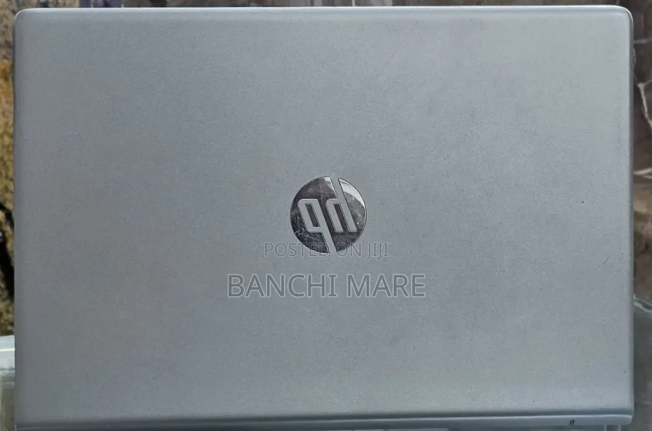 New Laptop HP Pavilion 15 8GB Intel Core i5 SSD 256GB