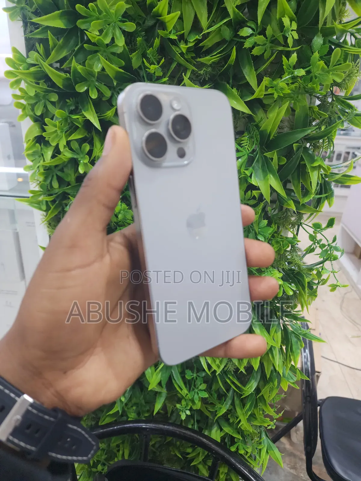 New Apple iPhone 15 Pro Max 256 GB Gray