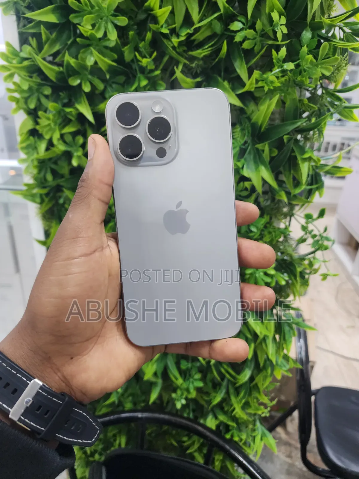 New Apple iPhone 15 Pro Max 256 GB Gray
