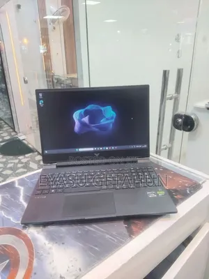 New Laptop HP Victus 16 16GB AMD Ryzen 5 SSD 512GB