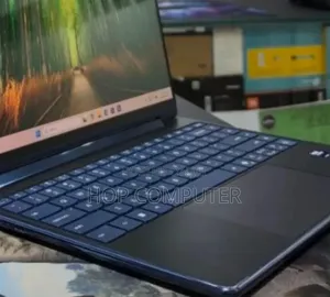 New Lenovo Yoga Pro 9i Aura Edition 32GB Intel Core Ultra 7 SSD 1T