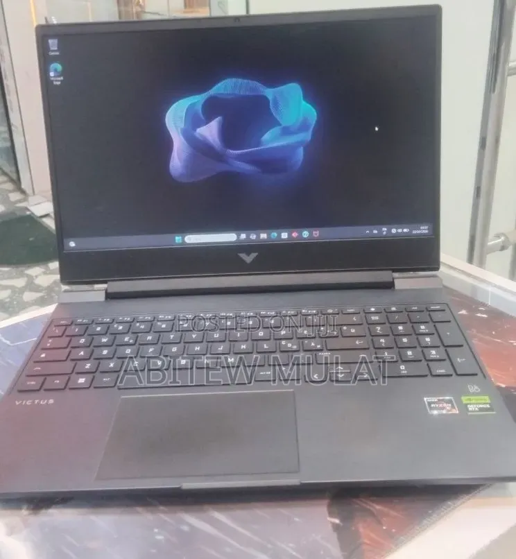 New Laptop HP Victus 16 16GB AMD Ryzen 5 SSD 512GB