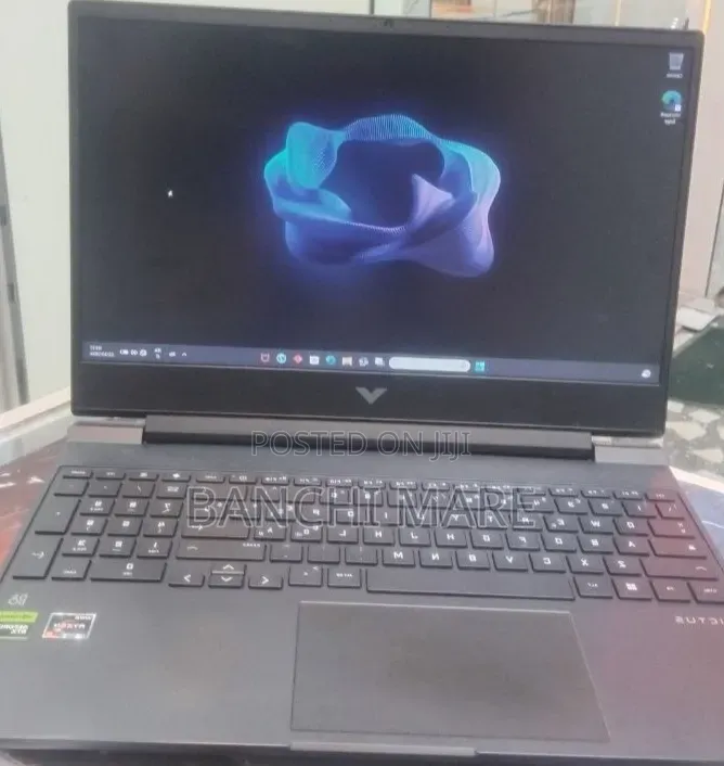New Laptop HP Victus 16 16GB AMD Ryzen 5 SSD 512GB