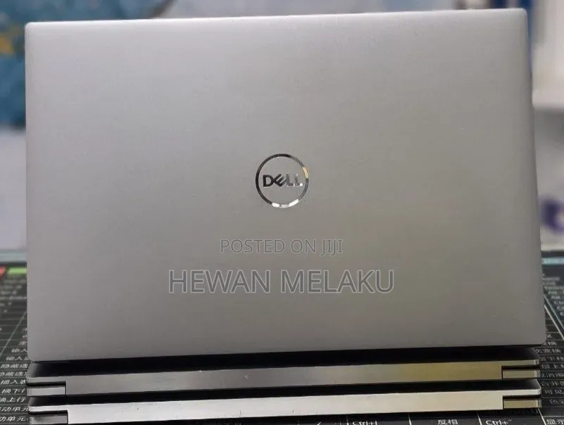 New Laptop Dell Precision 5560 32GB Intel Core i7 SSD 1T